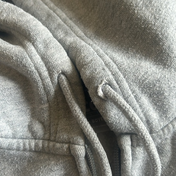 Aritzia zip up sweater - Picture 2 of 3